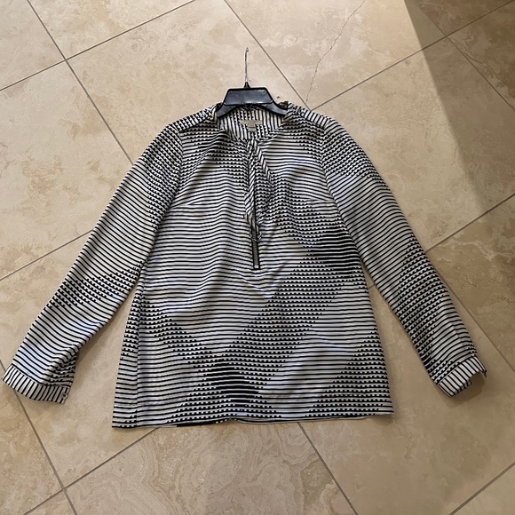 Burberry Brit Blouse, Size XS, Black and White - Picture 8 of 11